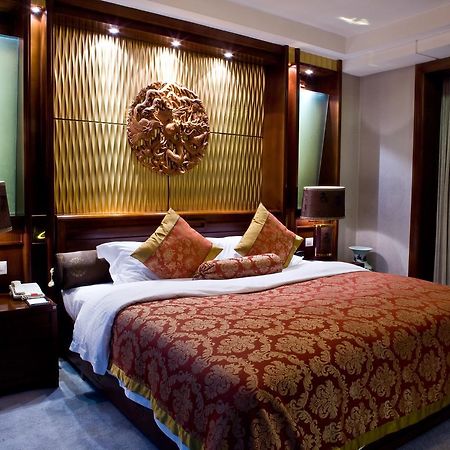 Hongyi Hotel Wuhan Eksteriør bilde