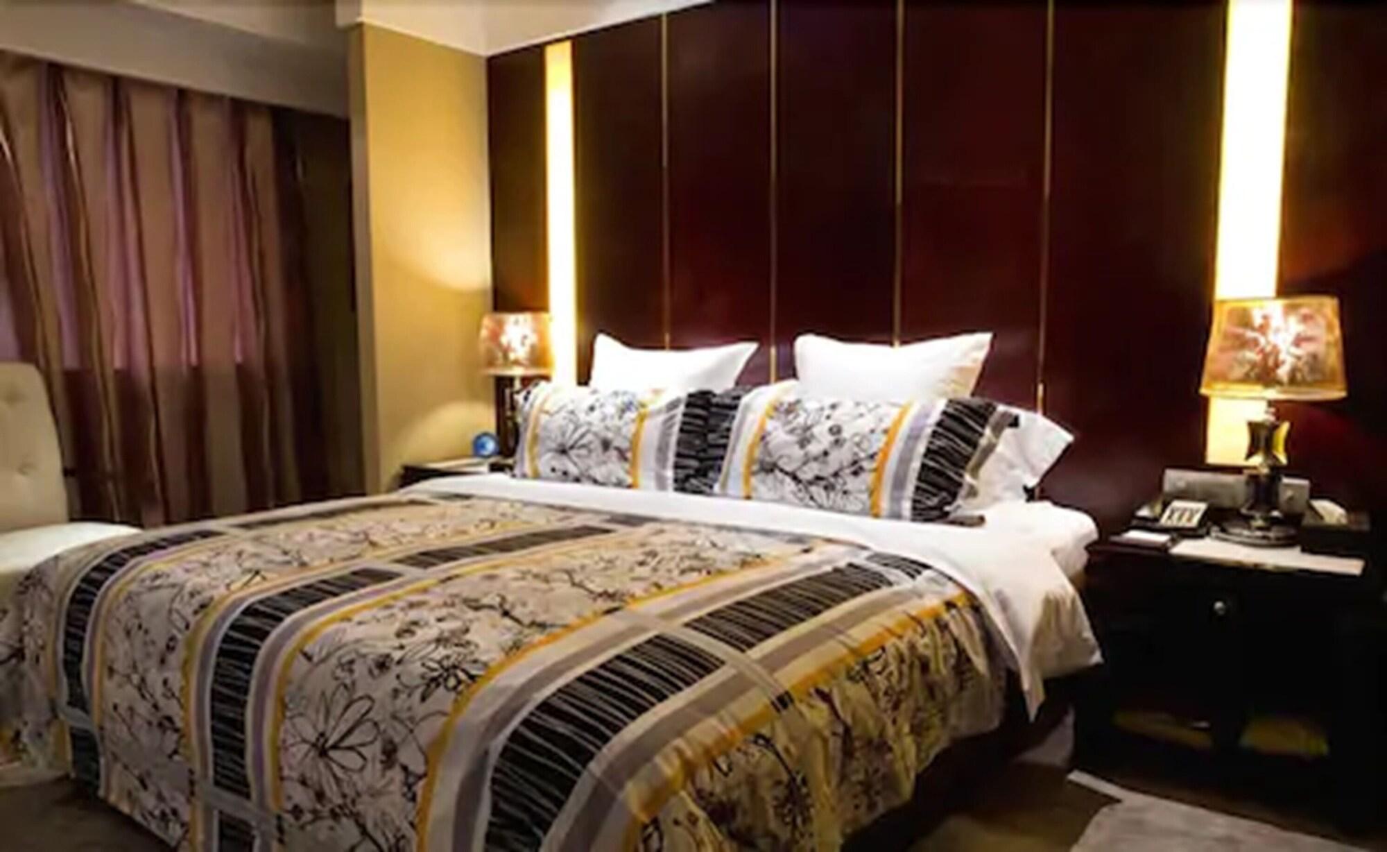 Hongyi Hotel Wuhan Eksteriør bilde