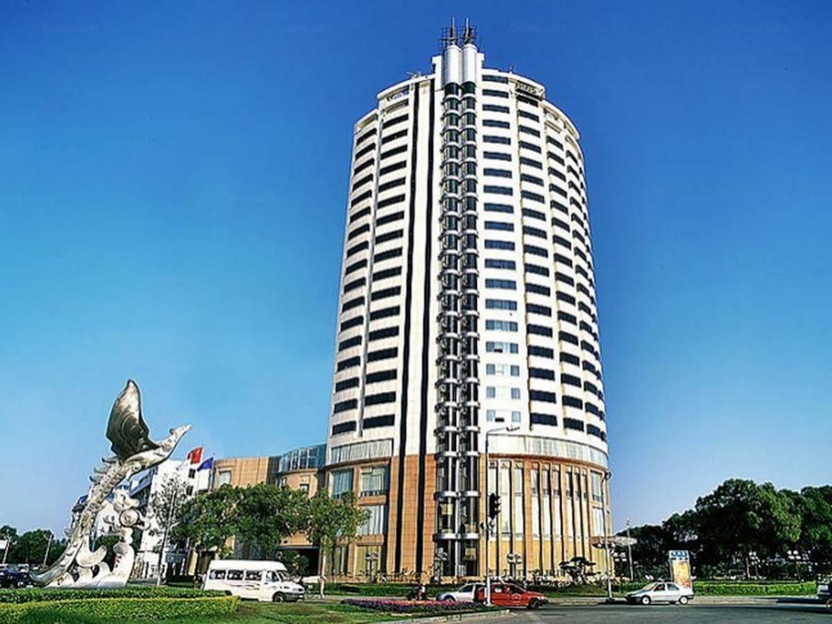 Hongyi Hotel Wuhan Eksteriør bilde